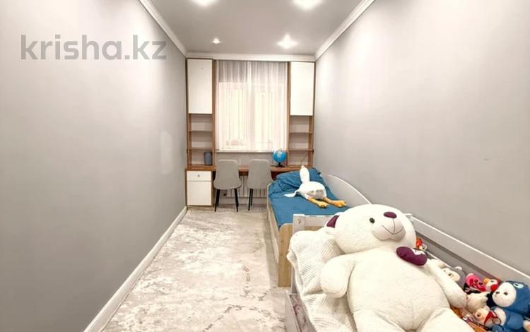 3-бөлмелі пәтер · 80 м² · 2/9 қабат, Калдаяков 28, бағасы: 38.5 млн ₸ в Астане, Сарайшык р-н — фото 2