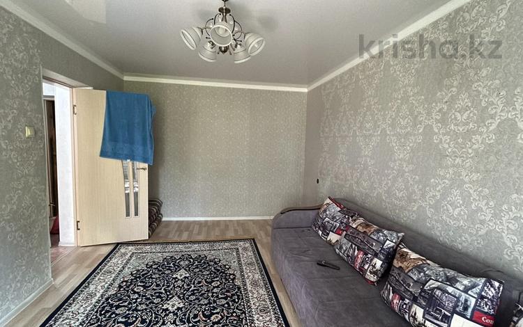 1-комнатная квартира · 32 м² · 2/4 этаж, 2 мкрн жетысу за 130 000 ₸ в Талдыкоргане, мкр Жетысу — фото 2