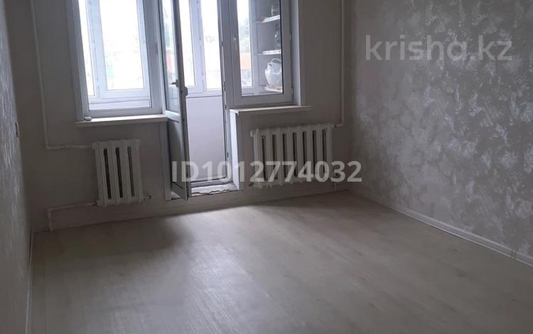 3-бөлмелі пәтер · 61 м² · 4/5 қабат, Мира 106 обмен, торг, бағасы: 13.5 млн ₸ в Темиртау — фото 2