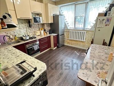 Продажа квартир в Алматы: 3-комнатная квартира · 72 м² · 1/9 этаж, мкр Аксай-2 за 39.5 млн 〒 3-комнатная квартира · 72 м² · 1/9 этаж, мкр Аксай-2 за 39.5 млн 〒 в Алматы, Ауэзовский р-н