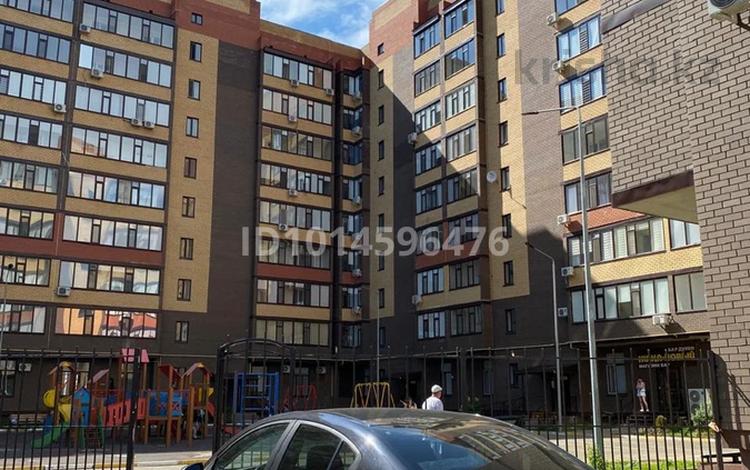 2-бөлмелі пәтер · 70.6 м² · 2/9 қабат, Абая 244, бағасы: 29.9 млн ₸ в Уральске — фото 4
