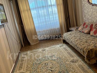 2-комнатная квартира · 40 м² · 3/5 этаж, мкр Центральный, Махамбета 123 — Алипова за 12 000 ₸ в Атырау