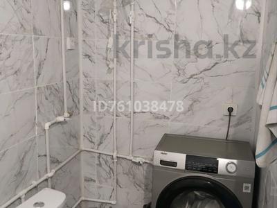 2-бөлмелі пәтер · 57 м² · 1/2 қабат, Азаттык 139 — Остановка маслопром, бағасы: 140 000 ₸ в Атырау, мкр Жилгородок