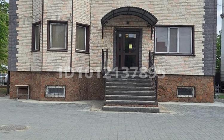 Свободное назначение, офисы, склады · 325 м² за 145 млн ₸ в Семее — фото 3