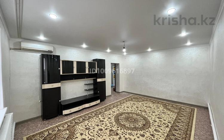 Отдельный дом · 2 комнаты · 80 м² · 10 сот., 6участок 114'б за 10 млн ₸ в Кульсары — фото 2
