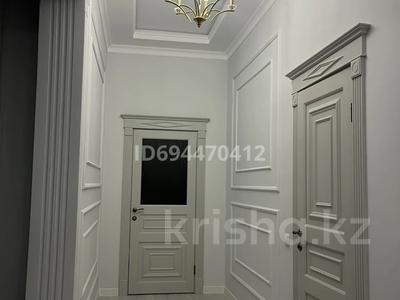 Отдельный дом · 6 комнат · 250 м² · 8 сот., мкр Сарыкамыс-2, 9 за 90 млн ₸ в Атырау