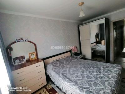 3-бөлмелі пәтер, 62.6 м², 3/5 қабат, Майкудук, Майкудук, 18й микрорайон, бағасы: 19.5 млн 〒 в Караганде, Алихана Бокейханова р-н