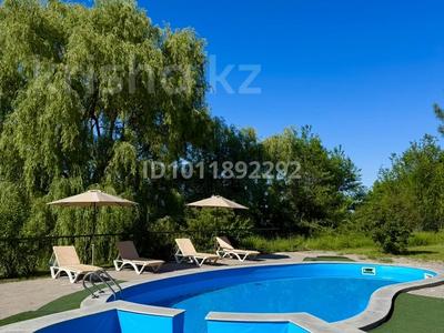 Дом · 4 комнаты · 250 м², БАЙКОНЫР 5 за 180 000 ₸ в 