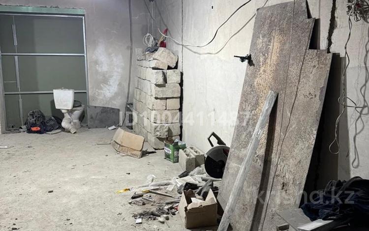 Свободное назначение, офисы, магазины и бутики, склады, азс, автосервисы и автомойки, общепит, салоны красоты, сельское хозяйство, бани, гостиницы и зоны отдыха, фитнес и спорт, медцентры и аптеки, образование, развлечения, конференц-залы, кабинеты и рабочие места, студии · 52 м² за 360 000 〒 в Павлодаре — фото 2