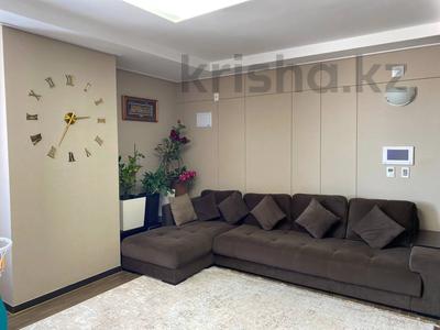 4-комнатная квартира · 140 м² · 19/26 этаж, Кошкарбаева 10/1 за ~ 80 млн 〒 в Астане, Сарайшык р-н