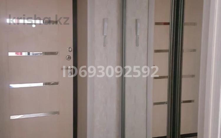 4-комнатная квартира, 107 м², 9/9 этаж, Момышулы 2/8 за 63 млн 〒 в Астане, Алматы р-н — фото 2