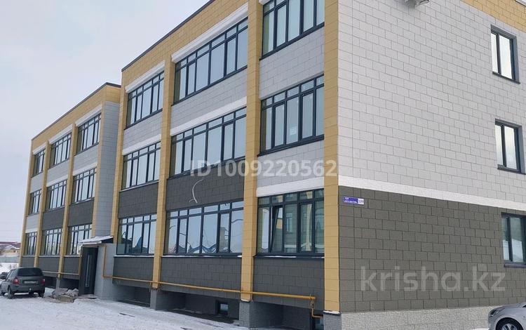 1-комнатная квартира · 35 м² · 3/3 этаж, мкр Айгуль, Юго-восток 109 за 8.4 млн ₸ в Уральске — фото 2