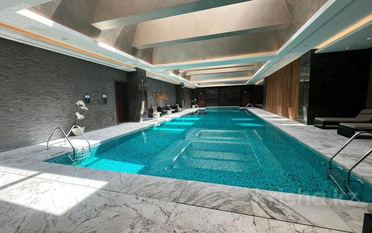 4-комнатная квартира · 340 м² · 24 этаж, Достык 16 за 8 млн ₸ в Астане — фото 2