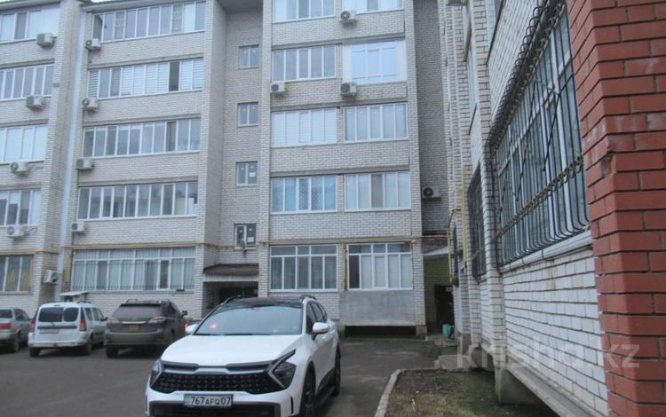 2-комнатная квартира · 64 м² · 1/5 этаж, мкр Байтерек, Мкр Байтерек, улица Нур 5 за ~ 26.9 млн ₸ в Уральске — фото 2