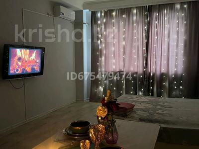 1-комнатная квартира · 55 м² · 1/5 этаж, 17-й мкр 76 за 1 500 〒 в Актау