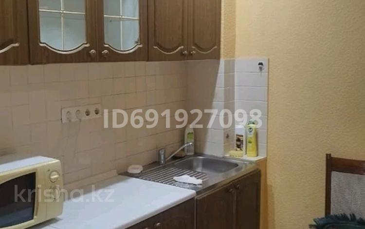 2-комнатная квартира · 56 м² · 7/9 этаж, Гагарина 148 за 230 000 ₸ в Алматы — фото 2