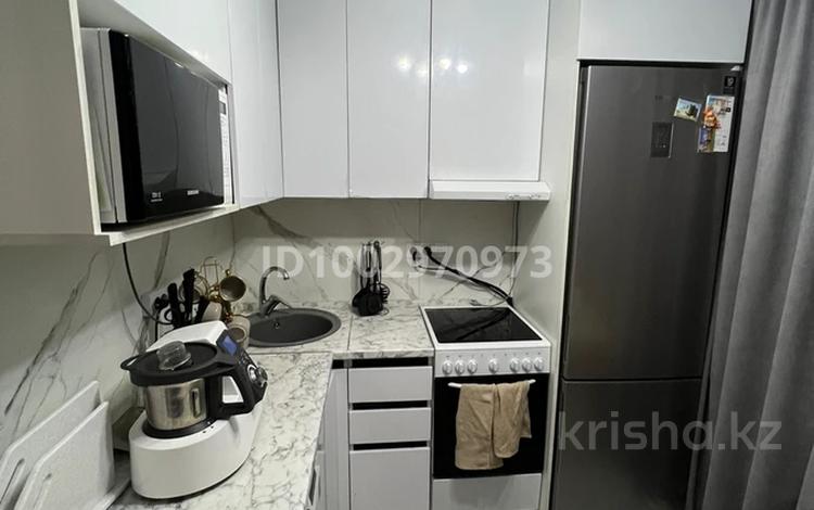 2-комнатная квартира · 46 м² · 1/2 этаж, мкр Городской Аэропорт, Штурманская — Возле 91 школы за 12 млн 〒 в Караганде, Казыбек би р-н — фото 2