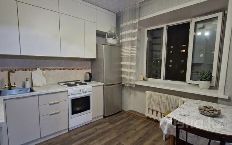 1-бөлмелі пәтер · 29.3 м² · 2/5 қабат, Олжабай Батыра 60/1, бағасы: 11.7 млн ₸ в Павлодаре — фото 2