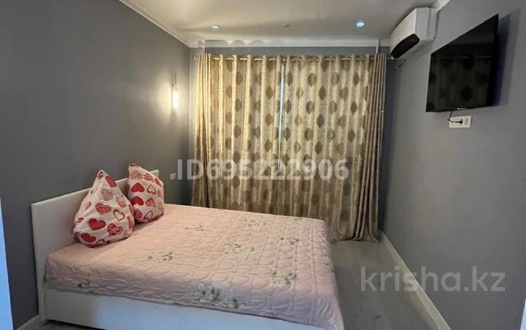 1-бөлмелі пәтер · 10 м² · 1 қабат, Сатпаева 4а, бағасы: 8 000 ₸ в Атырау, мкр Авангард-4 — фото 3