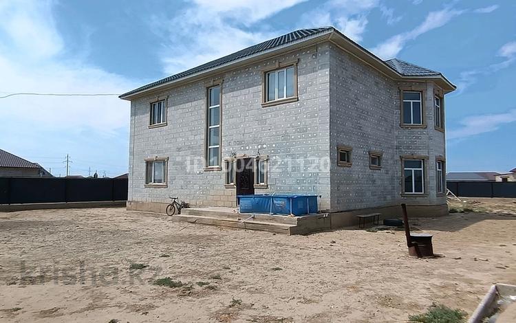 Отдельный дом · 6 комнат · 283.8 м² · 10 сот., мкр Кокарна, 30 18 за 33 млн 〒 в Атырау — фото 2