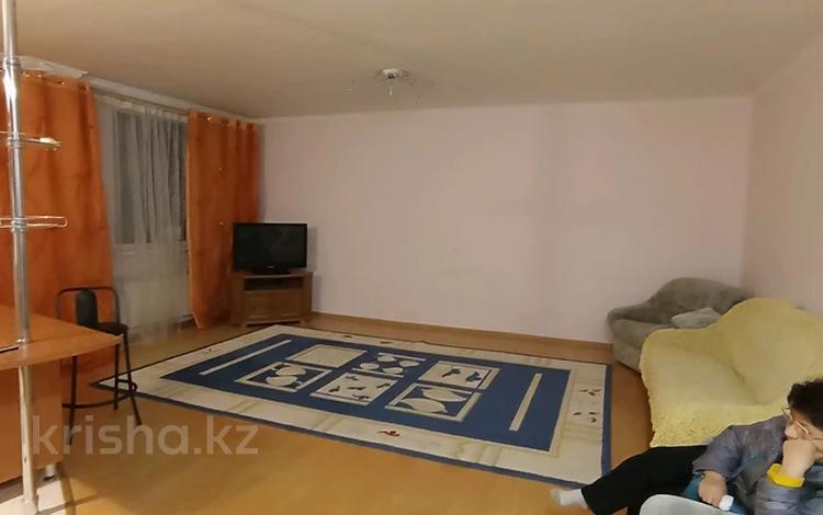 2-комнатная квартира · 69.9 м² · 9/9 этаж, Достык 12 — Рядом Байтерек, Керуен за 34.9 млн ₸ в Астане, Есильский р-н — фото 2