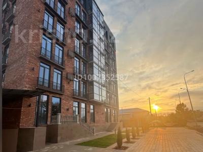 3-комнатная квартира · 82.3 м² · 2/7 этаж, Улица Сарайшык, 4 за 35 млн 〒 в Уральске