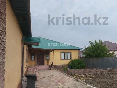 Жеке үй · 7 бөлме · 470 м² · 8 жүзд., мкр Жумыскер, Муканжанова 25, бағасы: 67 млн ₸ в Атырау