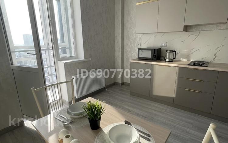2-комнатная квартира · 69 м² · 18/18 этаж, Тауелсиздик 34/2 — Пересечение Момышулы за 18 000 ₸ в Астане, Алматы р-н — фото 10