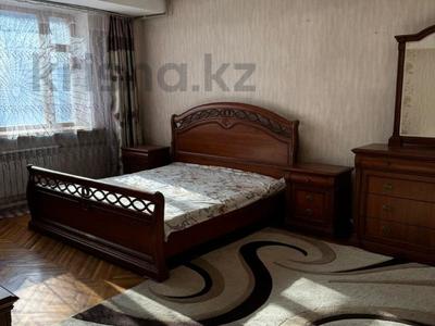 3-комнатная квартира, 92 м², 1/4 этаж, Бузурбаева за 56.5 млн 〒 в Алматы, Медеуский р-н