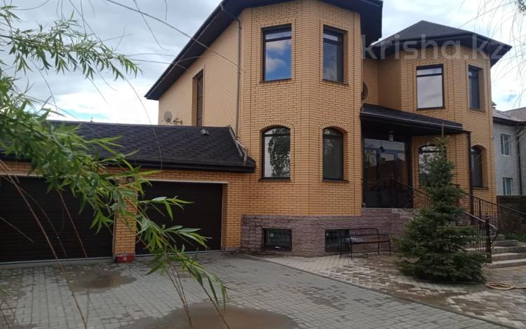 Отдельный дом · 9 комнат · 465 м² · 10 сот., Кейки Батыра за 150 млн 〒 в Актобе, мкр Авиагородок — фото 13