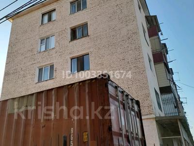 2-комнатная квартира · 45 м² · 5/5 этаж, Аскарова 227 — Военторг за 11 млн ₸ в Таразе