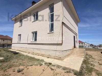 Жеке үй · 4 бөлме · 200 м² · 10 жүзд., Мустафы озтюк 485, бағасы: 22 млн ₸ в Актобе, жилой массив Бауырластар-5