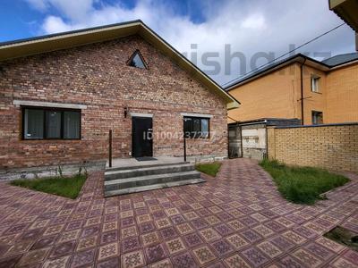 Жеке үй · 4 бөлме · 130 м², Дюсенова 120 — Луначарского, бағасы: 1.8 млн 〒 в Павлодаре