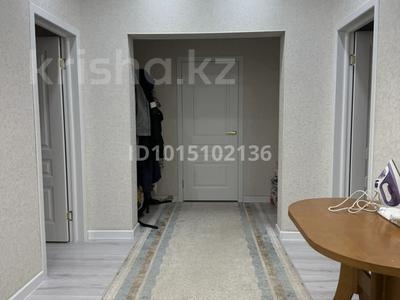 3-бөлмелі пәтер · 95 м² · 2/5 қабат, 15-ш/а. 21, бағасы: 35 млн ₸ в Актау, 15-й мкр