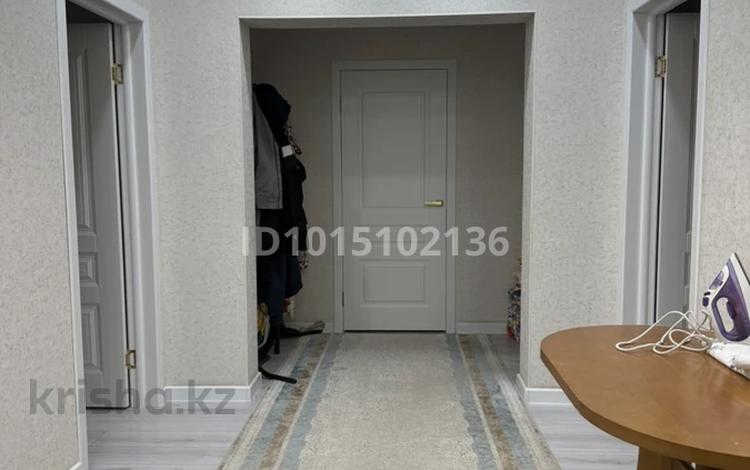 3-бөлмелі пәтер · 95 м² · 2/5 қабат, 15-ш/а. 21, бағасы: 37 млн ₸ в Актау, 15-й мкр — фото 16