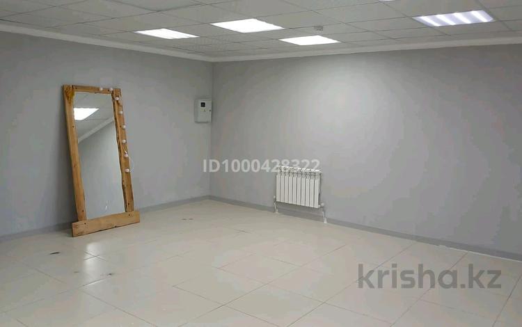 Свободное назначение, офисы · 35.6 м² за 150 000 ₸ в Астане, Сарыарка р-н — фото 2