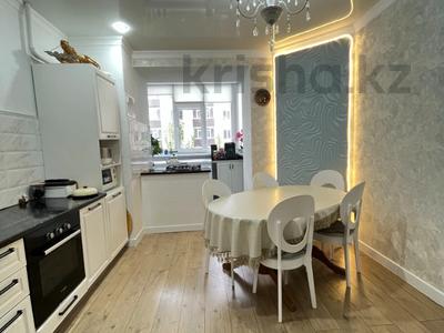 4-комнатная квартира · 110 м² · 1/5 этаж, мкр. Алтын орда за 43.5 млн ₸ в Актобе