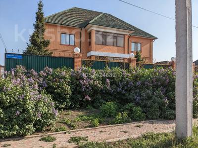 Отдельный дом · 10 комнат · 535 м² · 18 сот., Центр за 335 млн 〒 в Кокшетау