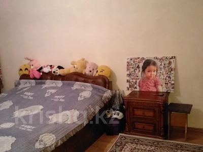 3-комнатная квартира · 58 м² · 1/4 этаж, 9-й микрорайон , 28 за 32 млн 〒 в Алматы, Ауэзовский р-н