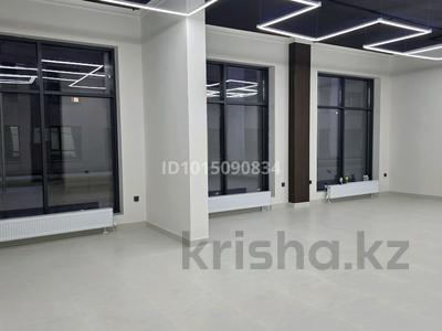 Свободное назначение, офисы, магазины и бутики, общепит, салоны красоты, медцентры и аптеки, образование, кабинеты и рабочие места, студии · 263.5 м² за 2.4 млн ₸ в Астане, Сарайшык р-н