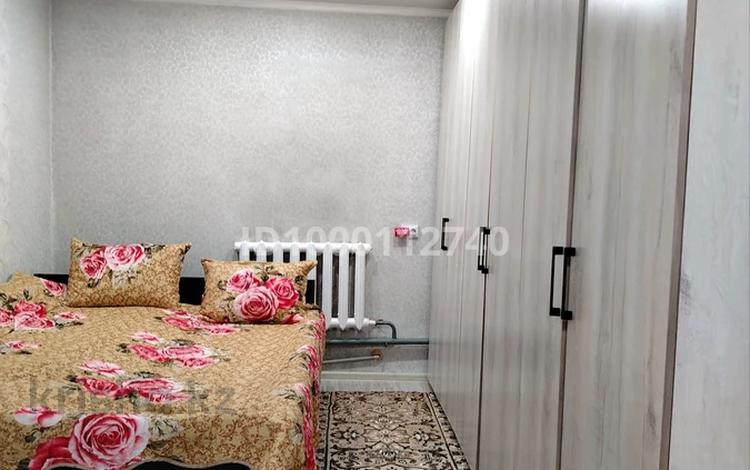 2-бөлмелі пәтер · 52 м² · 1/2 қабат, 1 линия 3 18 — Авторынок, поле остановка 1 линия, бағасы: 9 млн 〒 в Семее — фото 2