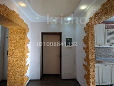 3-бөлмелі пәтер · 100 м² · 1/5 қабат, Абулхаир хана 175, бағасы: 46 млн ₸ в Уральске