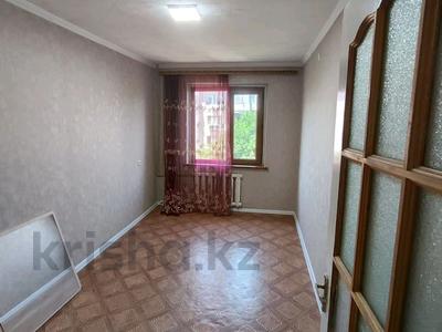 2-бөлмелі пәтер · 52 м² · 4/5 қабат, 16-шағынаудан 43 — Рыскулова, бағасы: 18.5 млн ₸ в Шымкенте, Аль-Фарабийский р-н