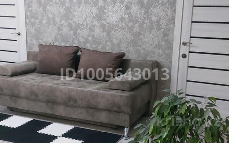 2-комнатная квартира · 47 м² · 1/4 этаж, Тохтарова — Городская больница за 15 000 〒 в Риддере — фото 2