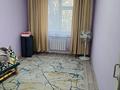 2-бөлмелі пәтер · 45 м² · 4/5 қабат, 11-шағынаудан, Валиханова 215/а, бағасы: 15 млн ₸ в Шымкенте, Енбекшинский р-н — фото 3