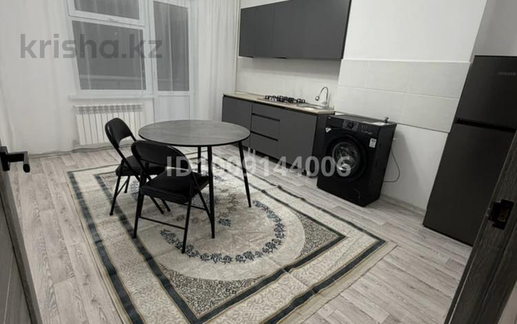 2-комнатная квартира · 60 м² · 4/5 этаж, мкр Улы Дала 129а за 130 000 ₸ в Таразе — фото 2
