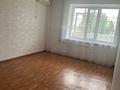 1-комнатная квартира · 40 м² · 3/6 этаж, мкр 12 за 130 000 ₸ в Актобе — фото 2
