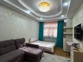 1-комнатная квартира, 52 м², 2/14 этаж помесячно, 17-й мкр, 17 мкрн 7 за 200 000 〒 в Актау, 17-й мкр