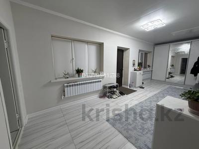Жеке үй · 5 бөлме · 238 м² · 10 жүзд., Республика 140, бағасы: 75 млн ₸ в Хромтау