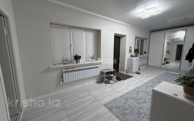 Жеке үй · 5 бөлме · 238 м² · 10 жүзд., Республика 140, бағасы: 75 млн ₸ в Хромтау — фото 2